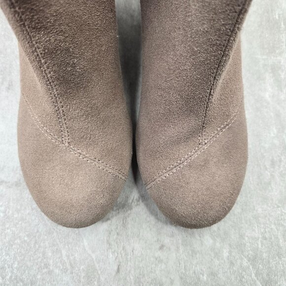 Toms Ankle Wedge Boots 6 Tan Suede Minimalist Casual Boho Chelsea Desert Booties - Picture 9 of 10